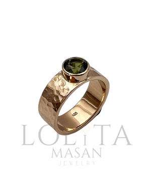 Rose gold ring with tourmaline