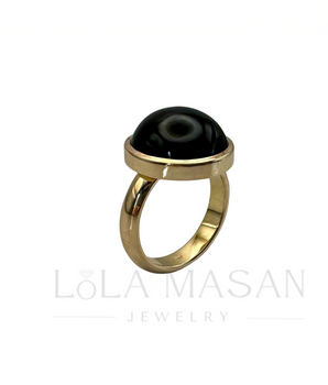 14k Gold ring with black onyx 