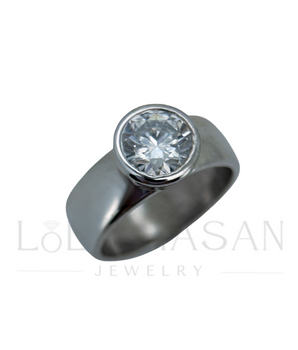 Pieejams uzreiz! Izmērs 17.6, Sudraba gredzens ar moisanītu, 8mm