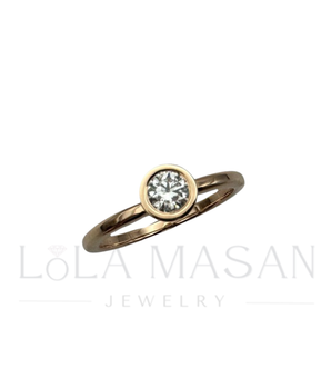 Gold ring with a lab-grown diamond 0.51ct
